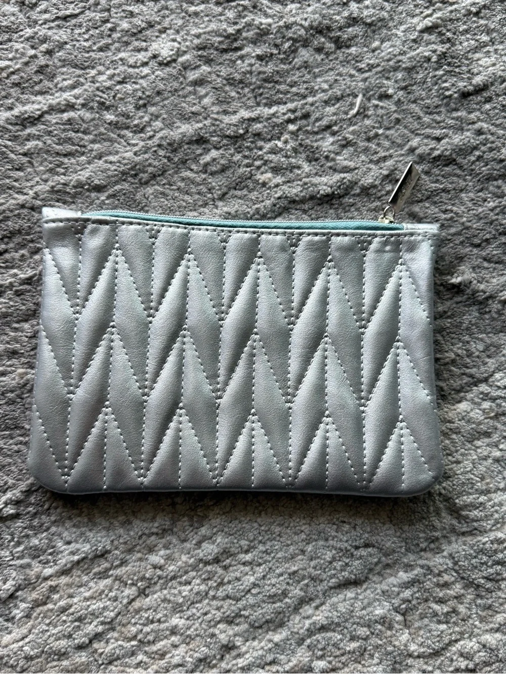 Ipsy Glam Makeup Bag | Metallic Silver Quilted